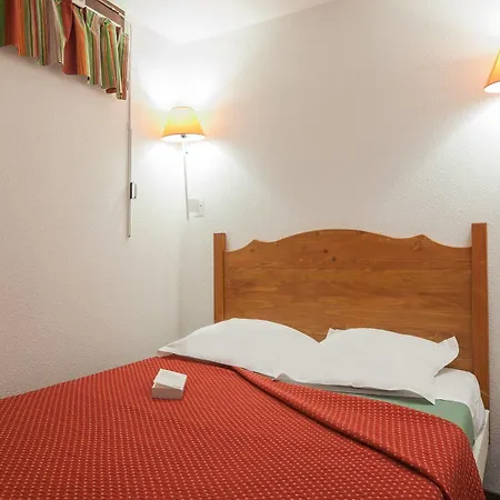 Les Melezes Apartment *
